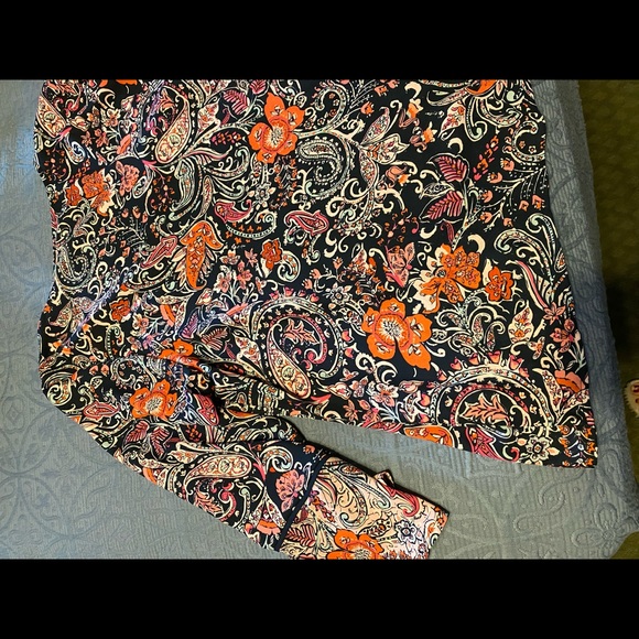 NWT J Jill poly blouse with flounce 3/4 sleeve floral print LP - Picture 4 of 9